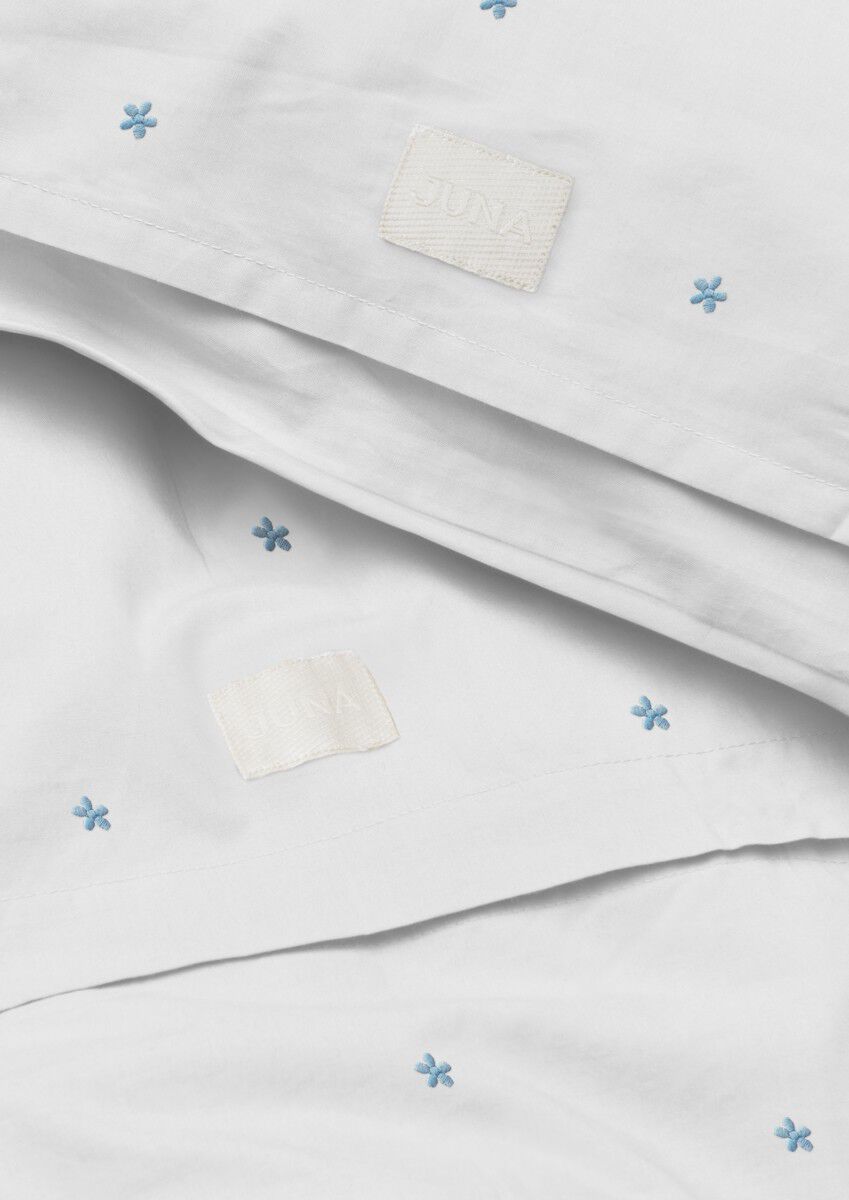 Daisy Senget&oslash;j Junior 100x140 cm hvid/lys bl&aring;