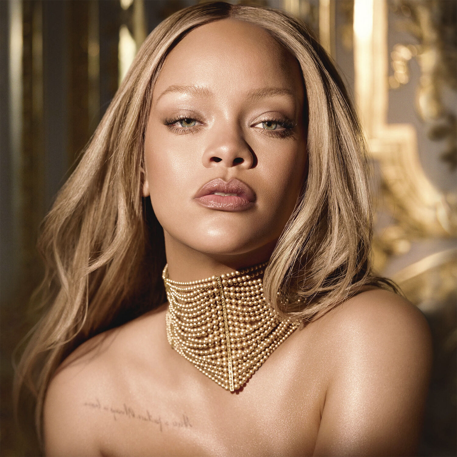 Jadore LOr Fragrance with Floral Notes