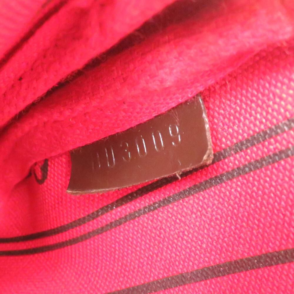 Louis Vuitton Pochette Accessoires