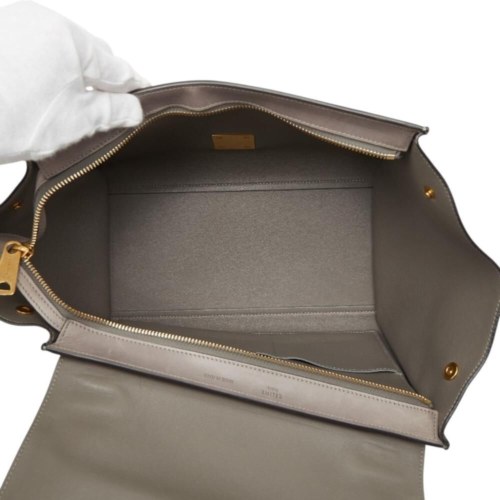 C&eacute;line Trapeze