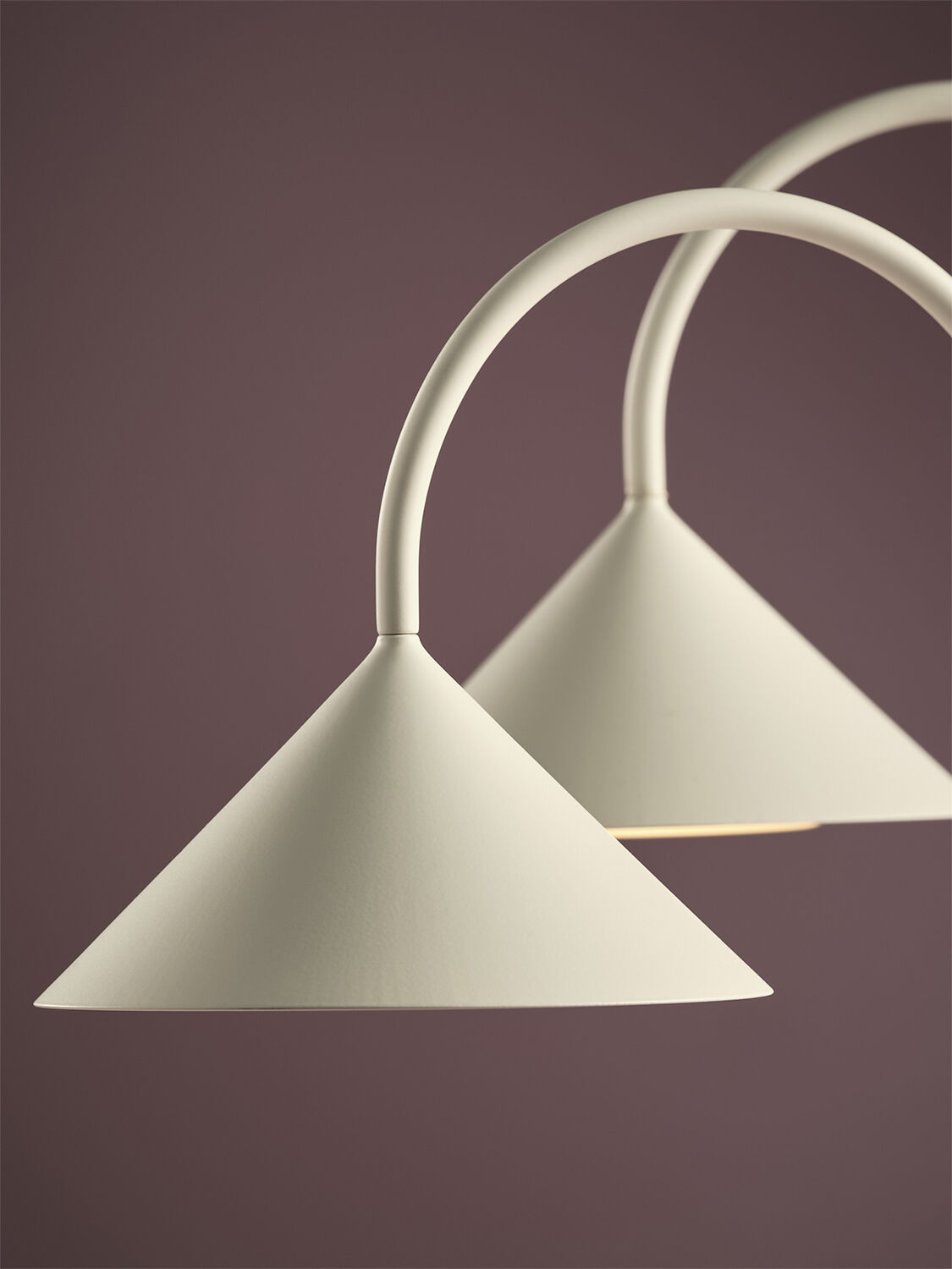 Grasp Portable Table Lamp H47