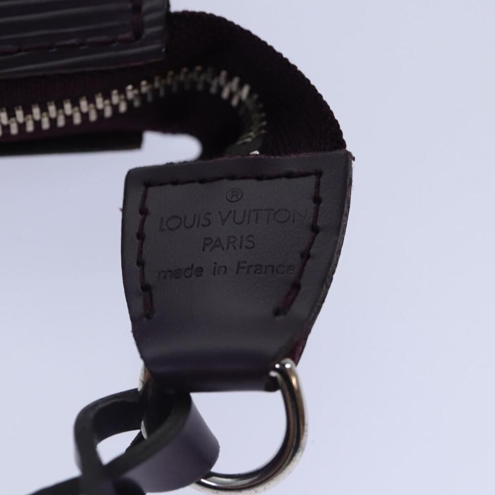 Louis Vuitton Pochette Accessoires