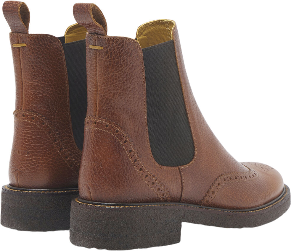 St&oslash;vle med dekorativt brogue hulm&oslash;n