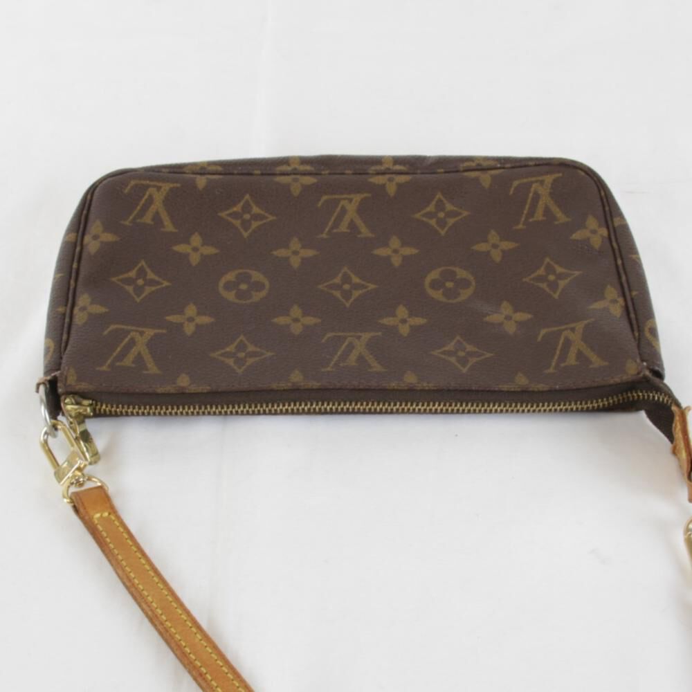 Louis Vuitton Pochette Accessoires