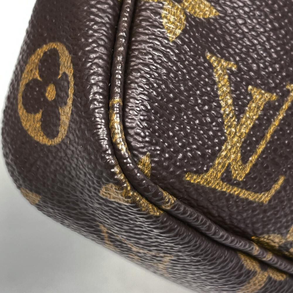 Louis Vuitton Pochette Accessoires