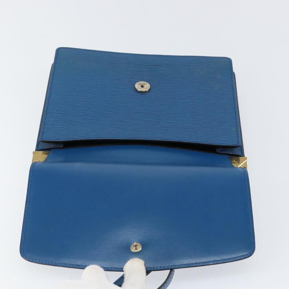 Louis Vuitton Shoulder Bags