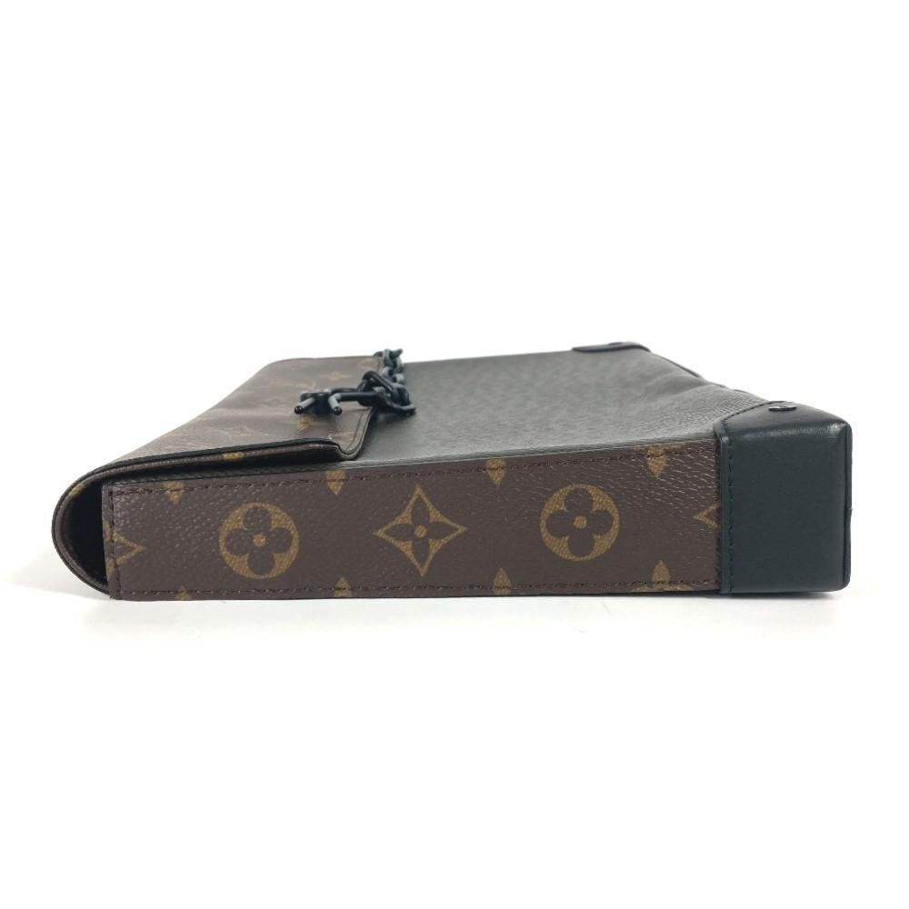 Louis Vuitton Clutch