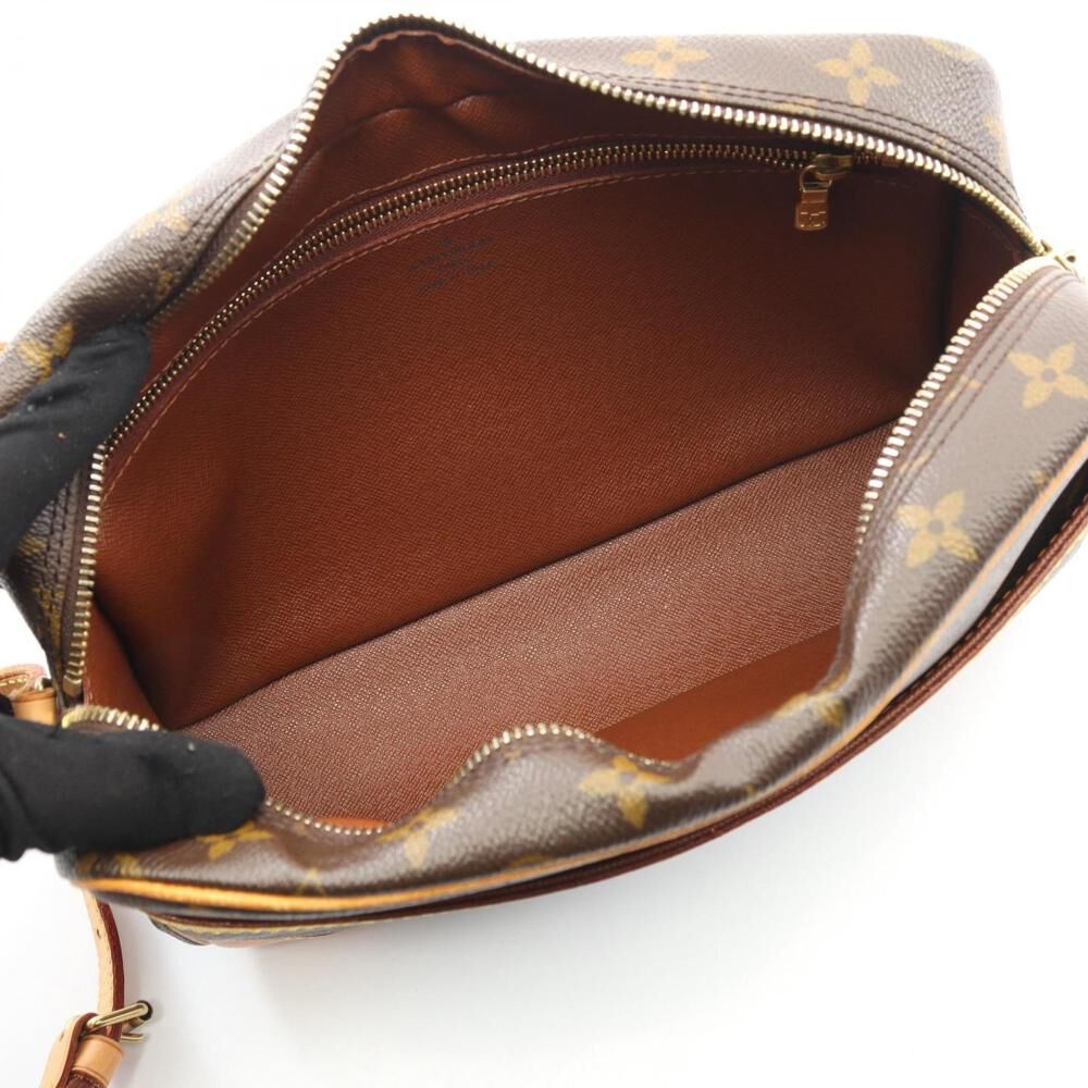 Louis Vuitton Shoulder Bags
