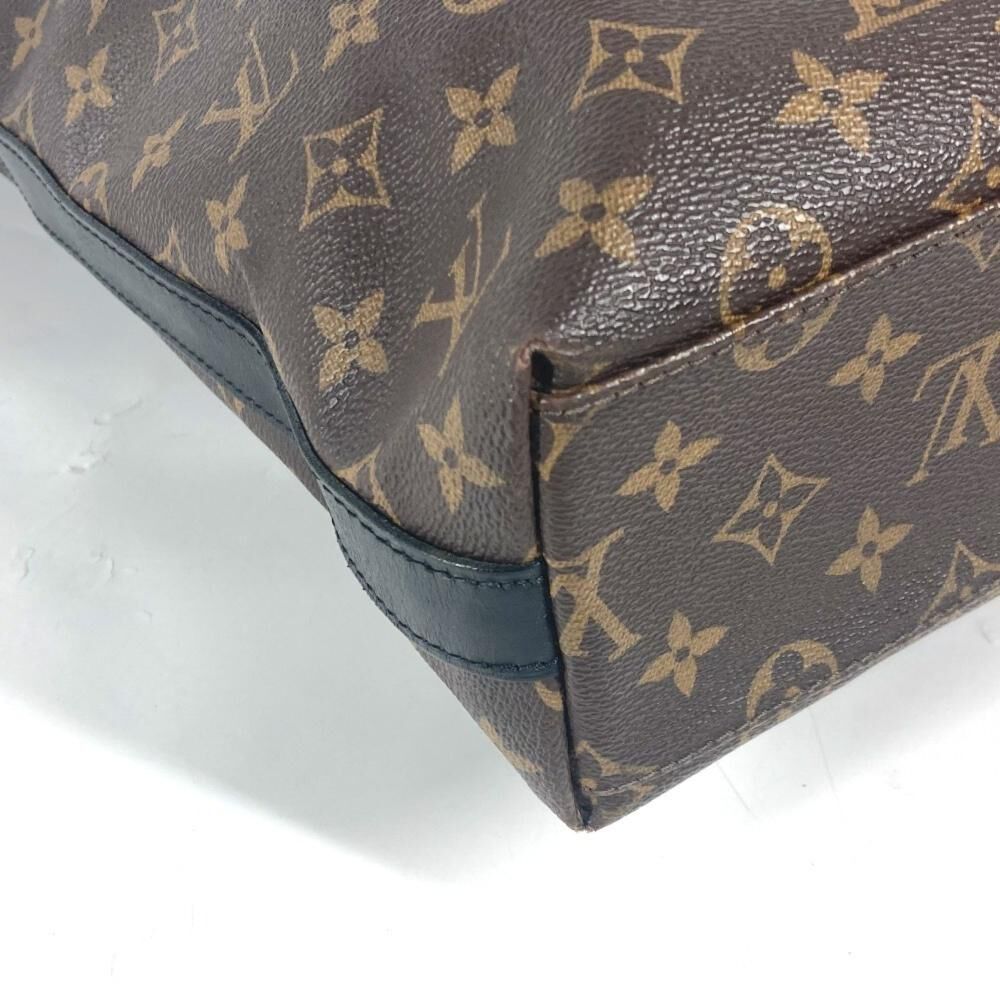 Louis Vuitton Tote