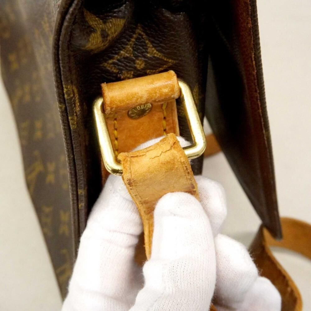 Louis Vuitton Shoulder Bags