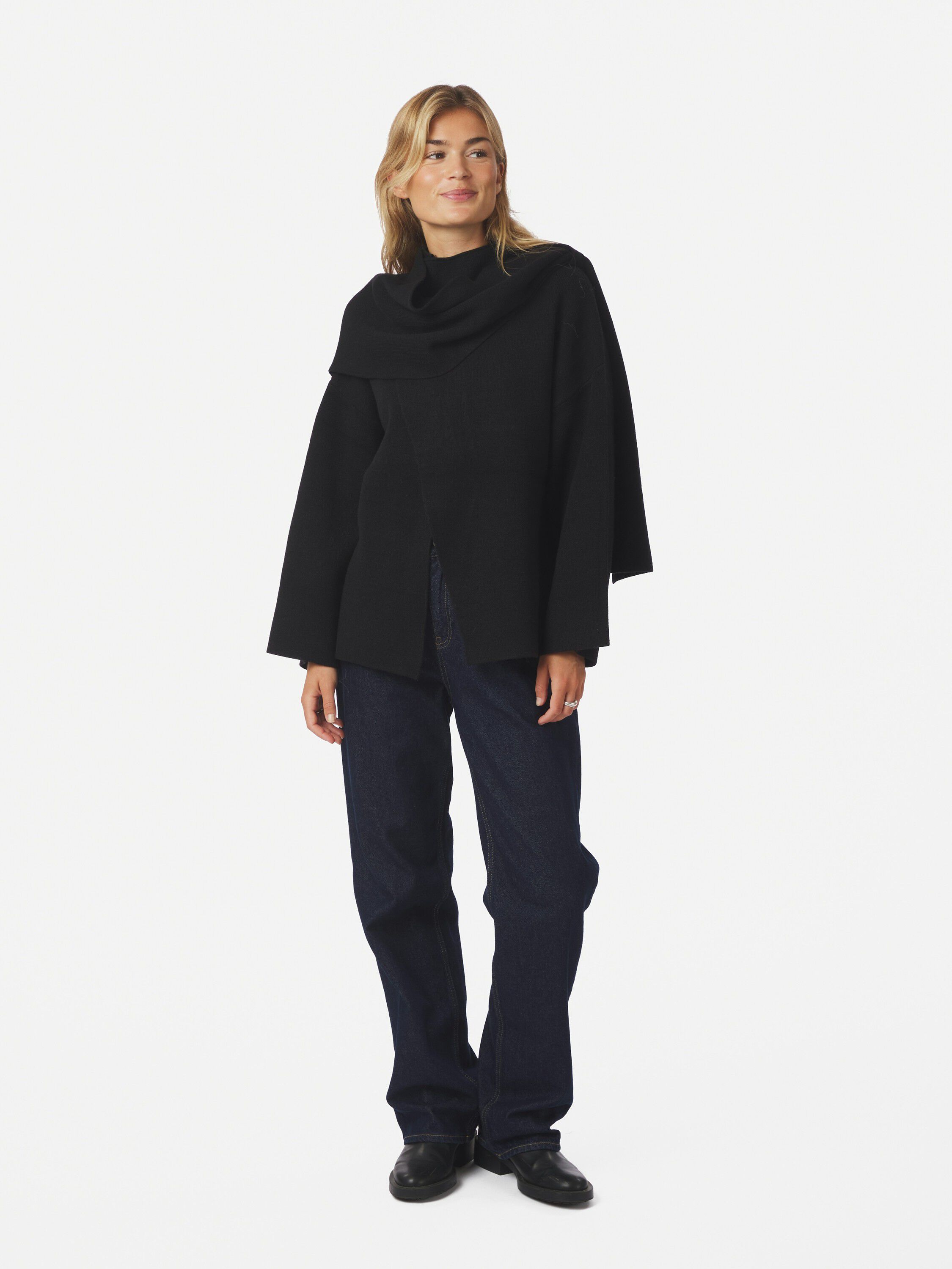 Wals Knit Scarf Blouse