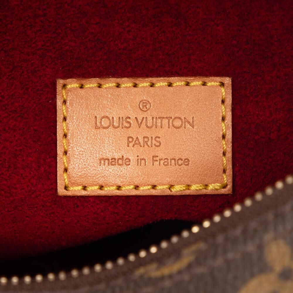 Louis Vuitton Croissant