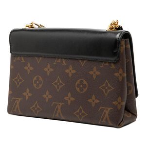 Louis Vuitton Shoulder Bags