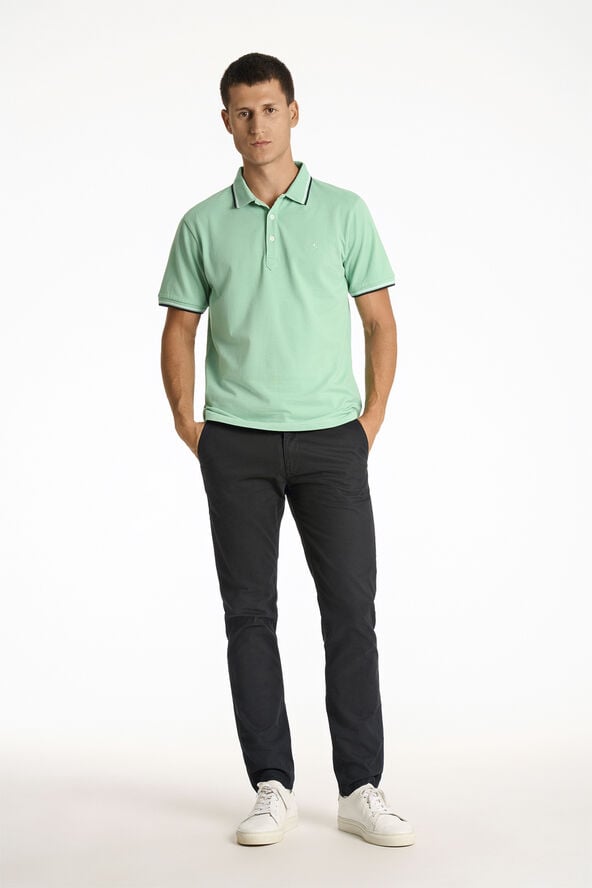 Polo shirt w. contrast piping