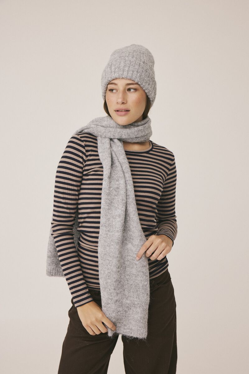 Evelyn 7 Grs Scarf