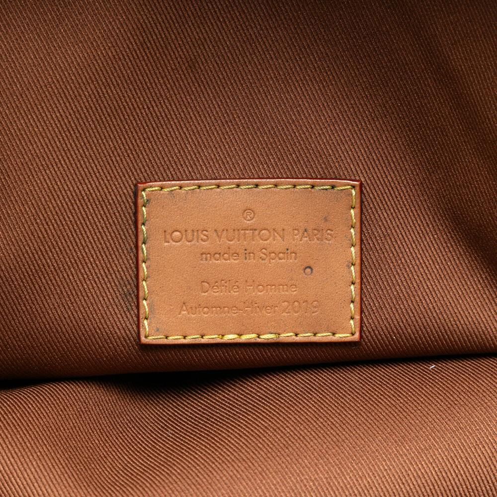 Louis Vuitton Shoulder Bags