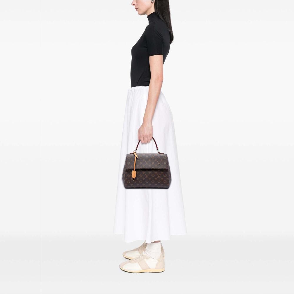 Louis Vuitton Cluny