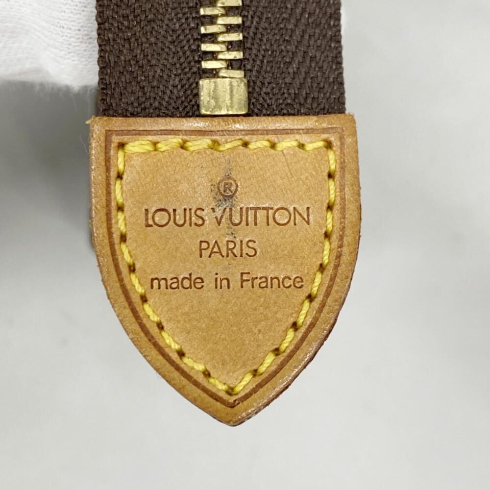 Louis Vuitton Poche Toilette