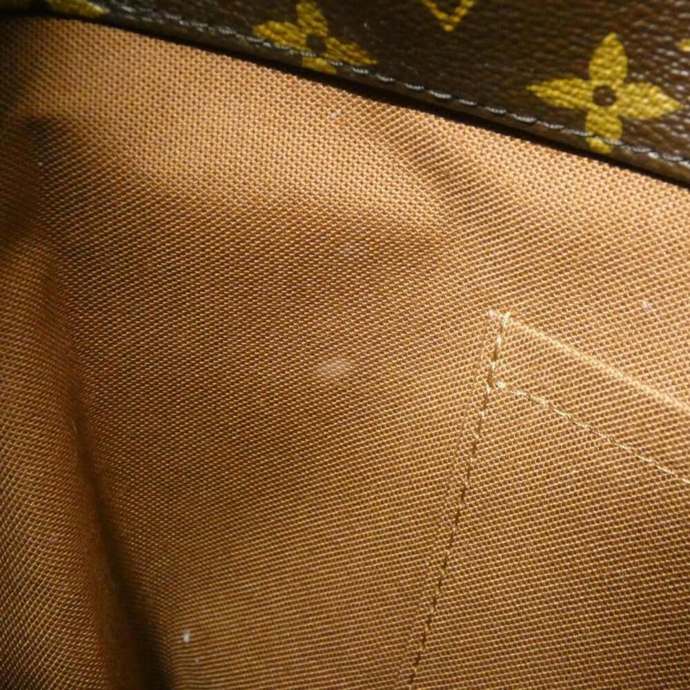 Louis Vuitton Shoulder Bags