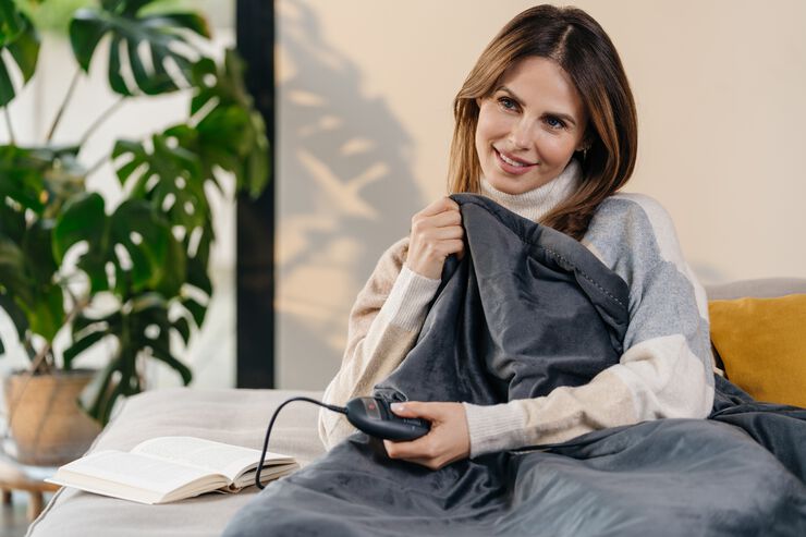 Varmeplaid i hvid 150 cm x 130 cm PR-HD01R