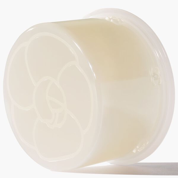 Exfoliates - Evens - Smooths