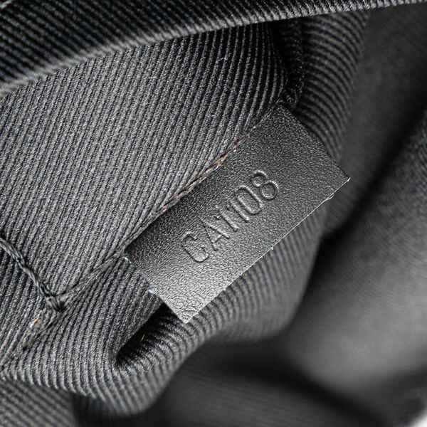 Louis Vuitton Messenger