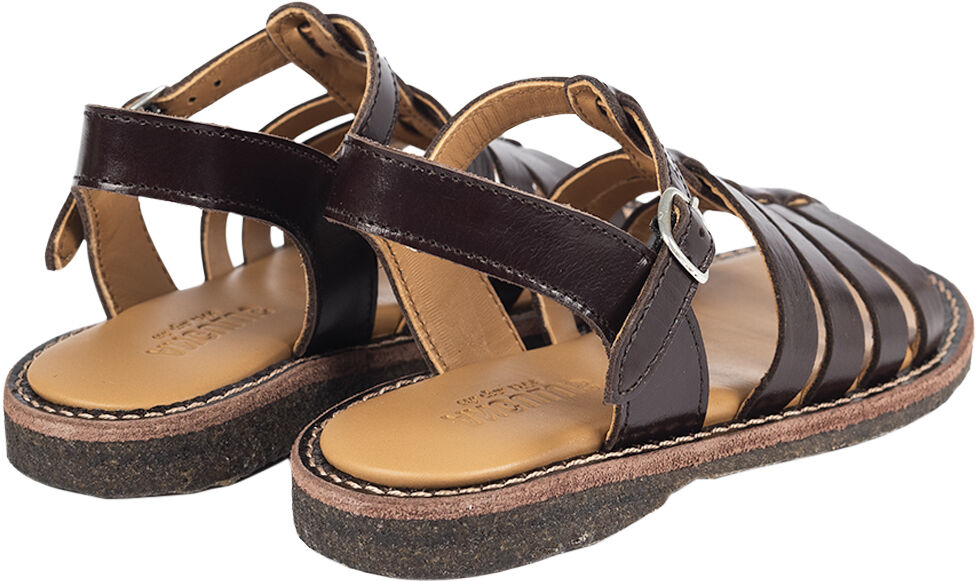 Sandal med &aring;ben t&aring; og sp&aelig;ndelukning