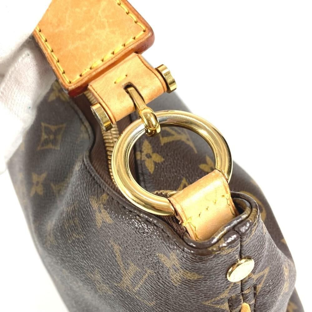 Louis Vuitton Shoulder Bags