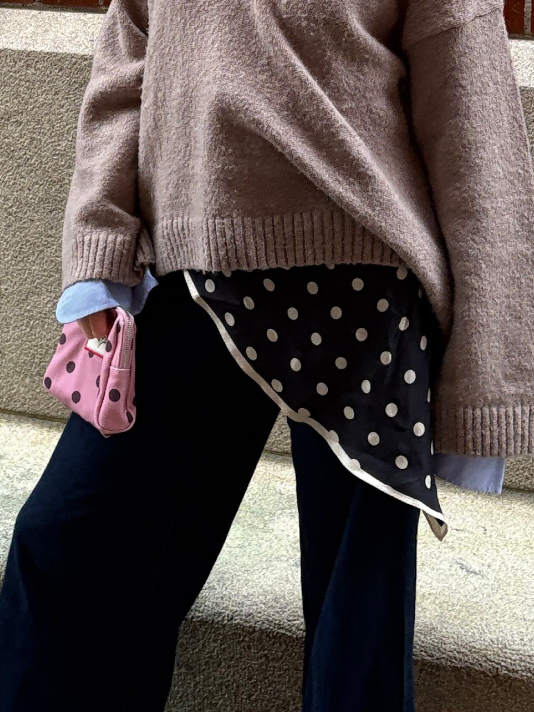 Polka Triangle Sia Scarf