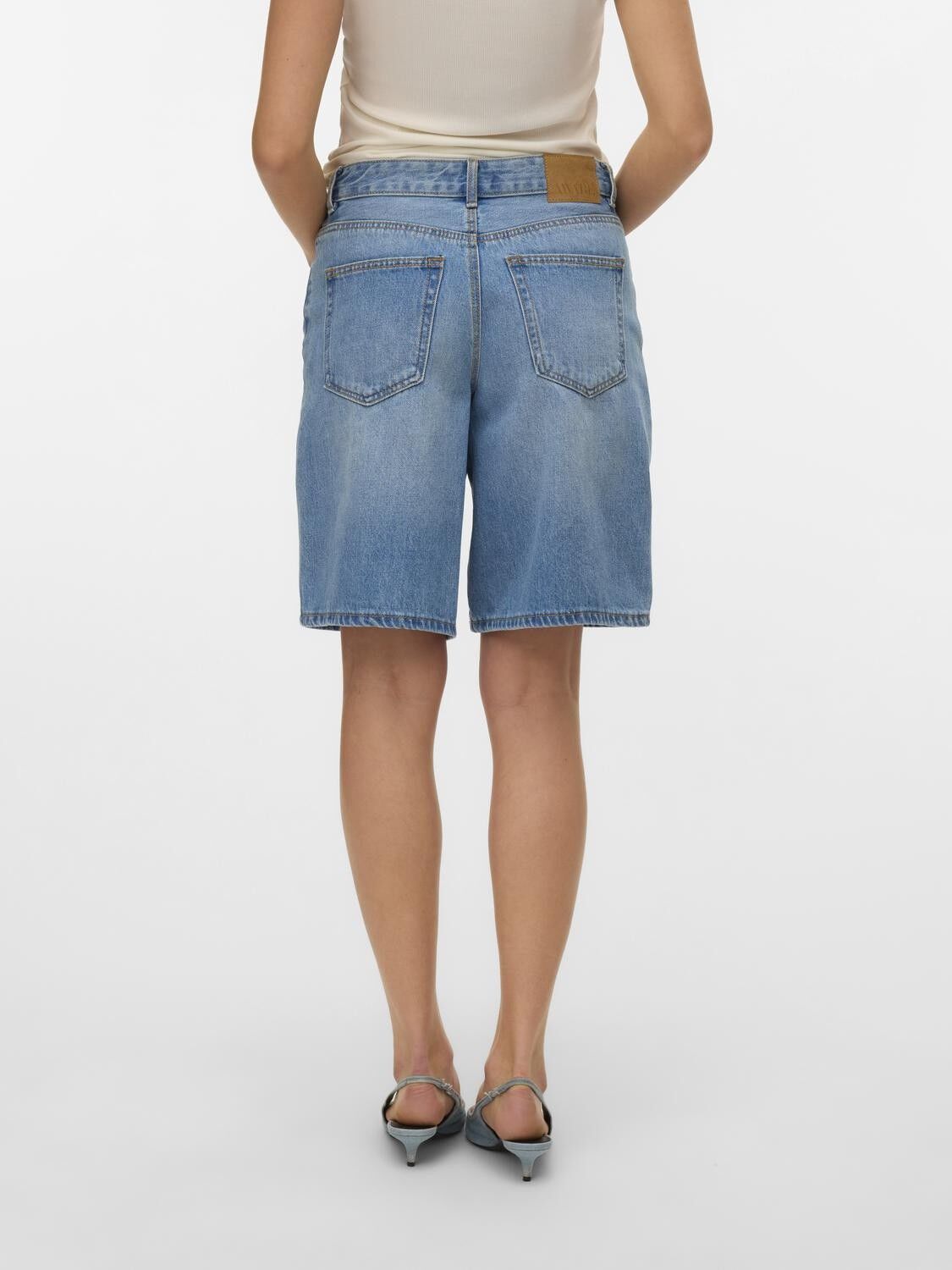 AWSAGE HR BERMUDA SHORTS