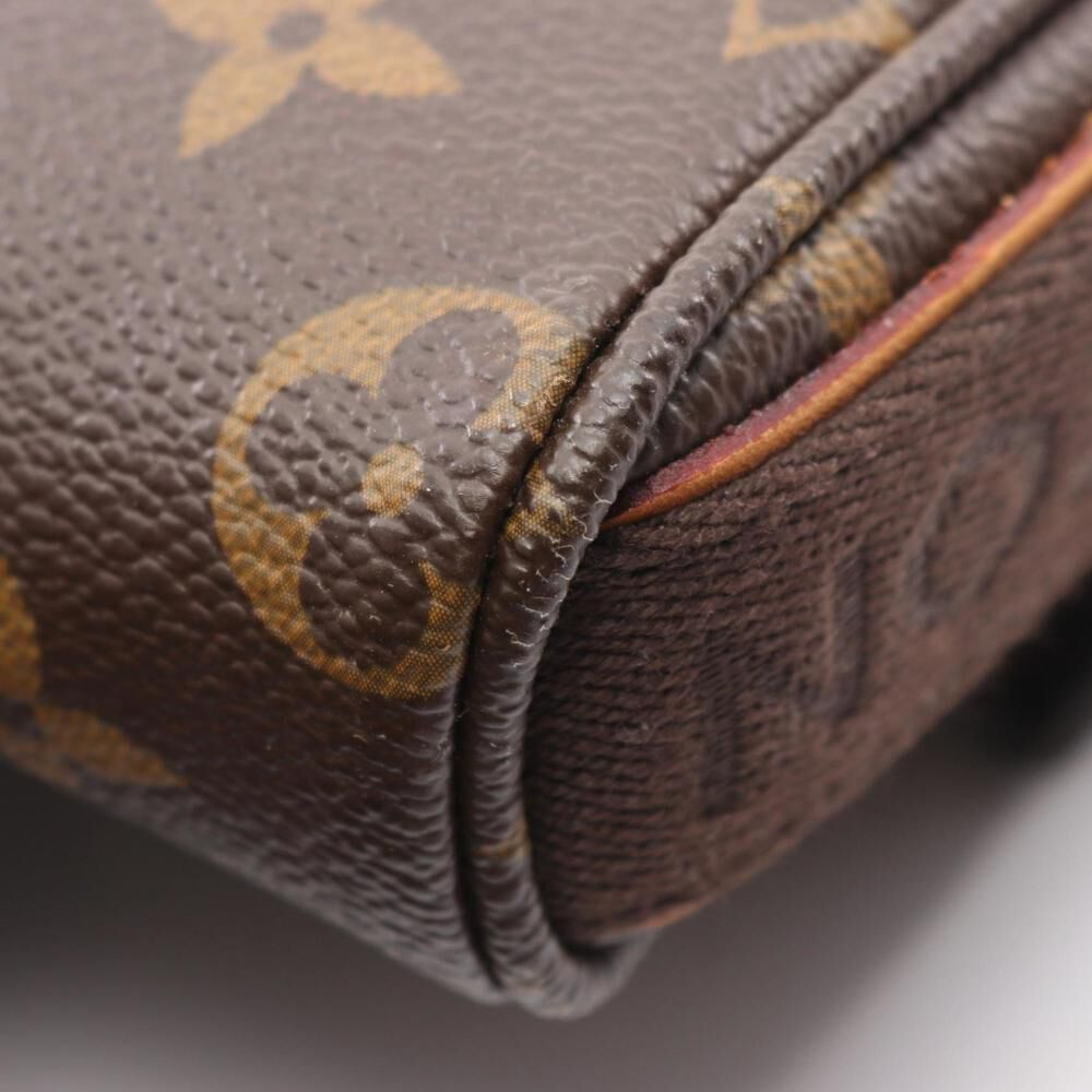 Louis Vuitton Shoulder Bags