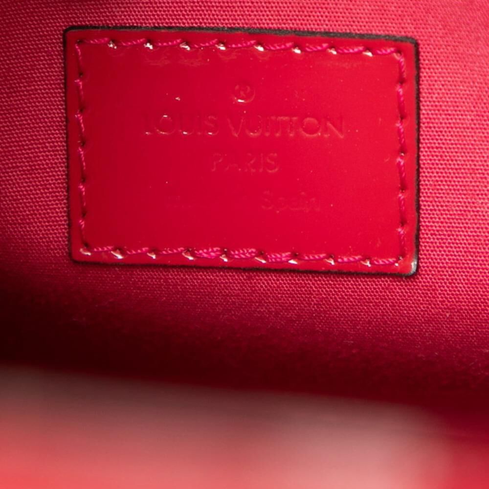 Louis Vuitton Montaigne