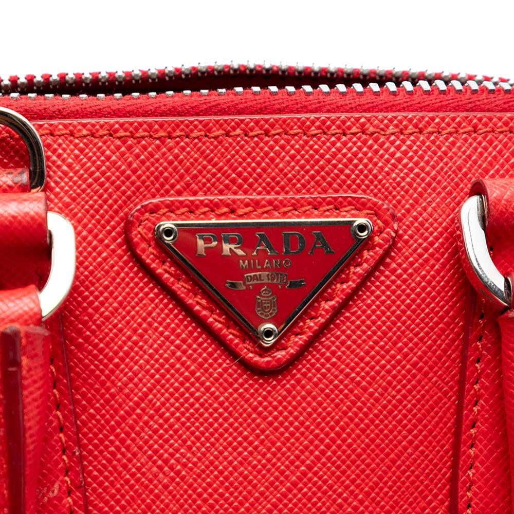 Prada Promenade