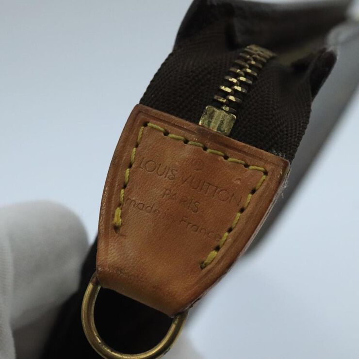 Louis Vuitton Pouch