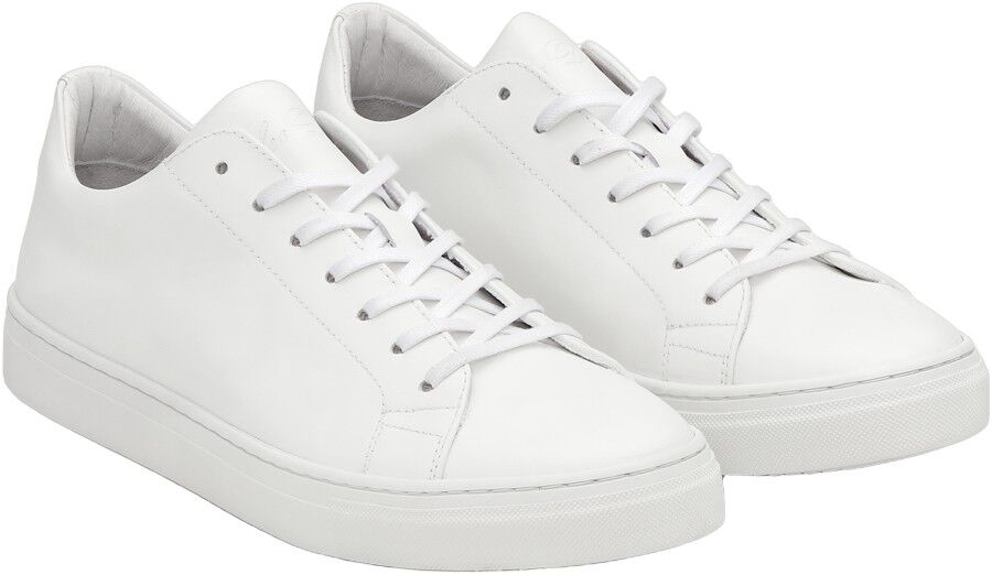 Signature Leather Sneaker