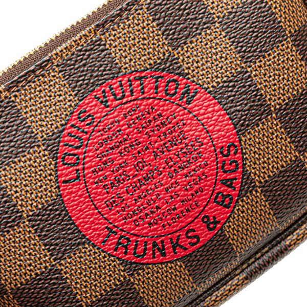 Louis Vuitton Pochette Accessoires