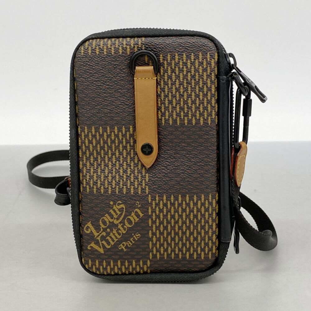 Louis Vuitton Shoulder Bags