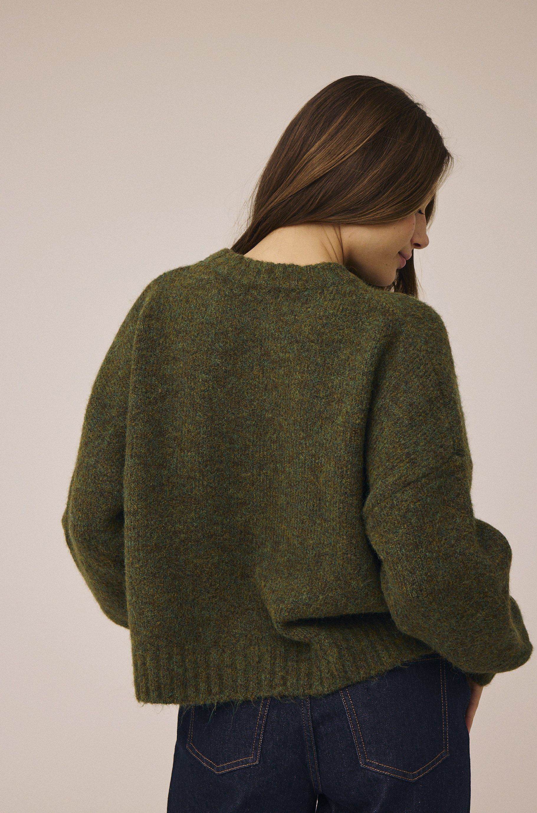 Iselin 3 Round Neck Sweater - GRS