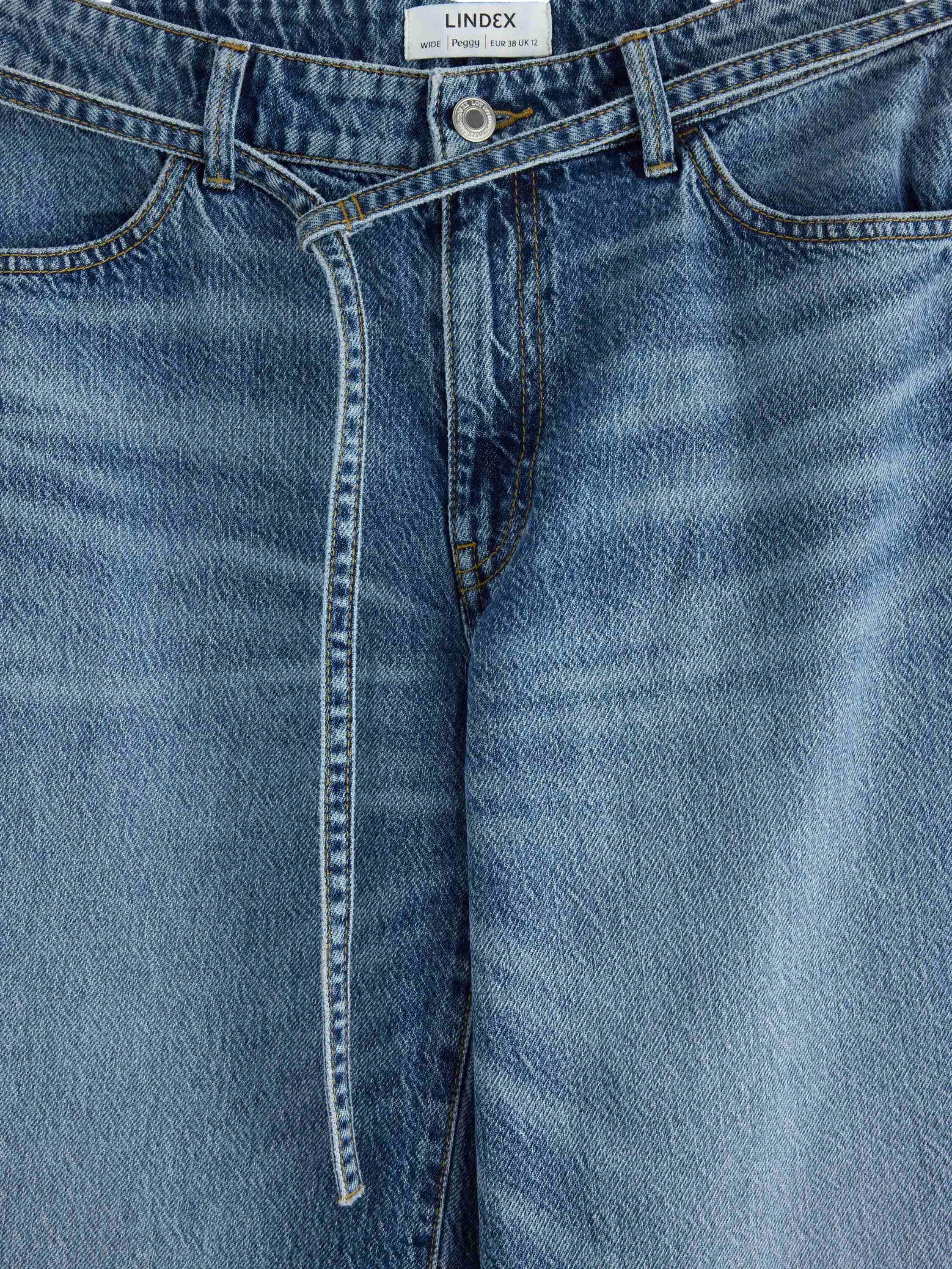 Mid waist jeans in cotton denim wit