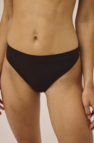 Mellanie 5 Seamless String
