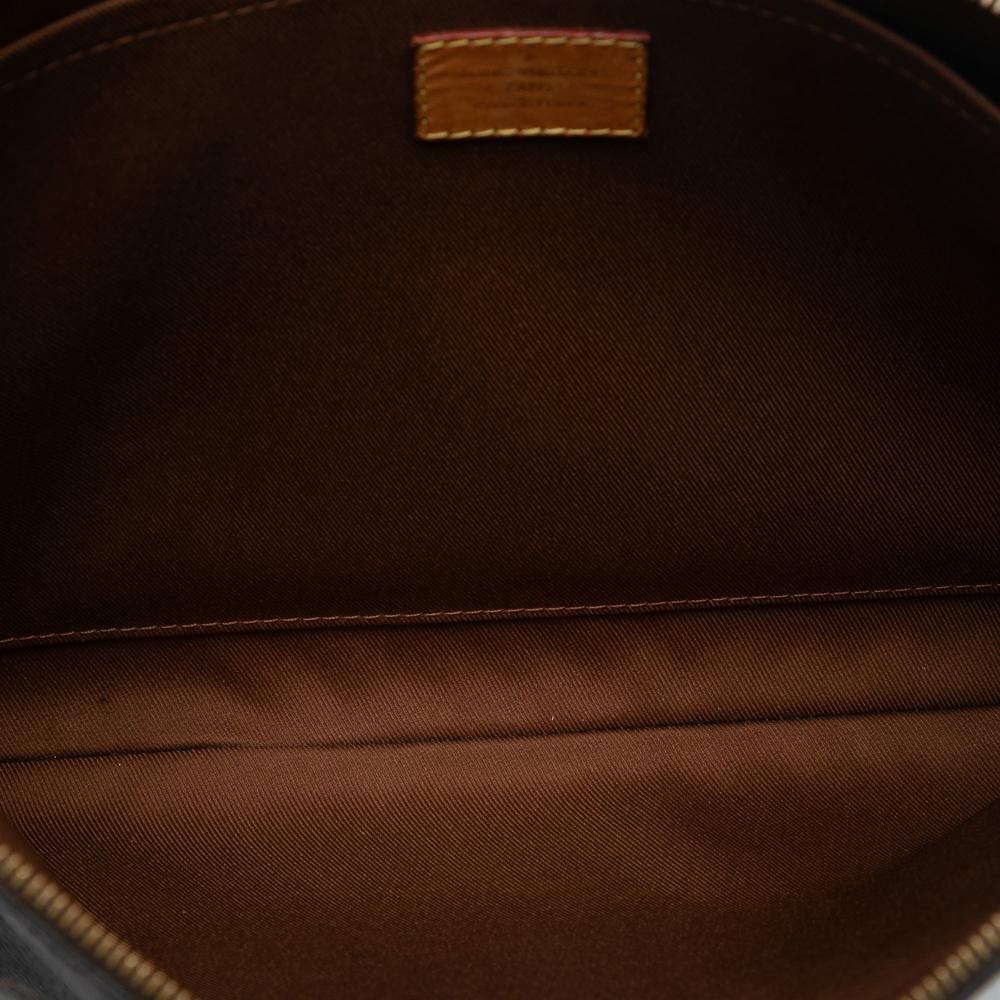 Louis Vuitton Clutch