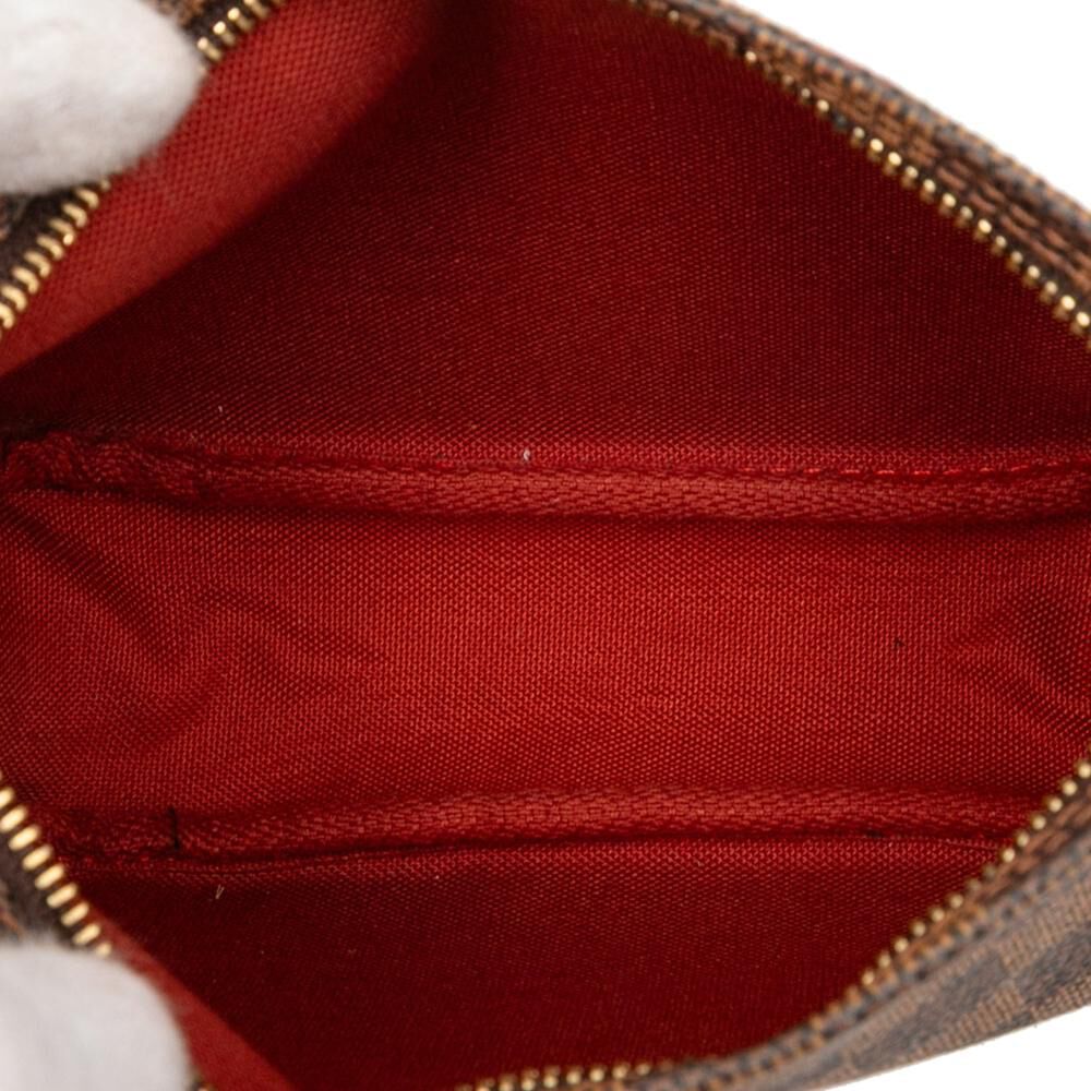 Louis Vuitton Shoulder Bags