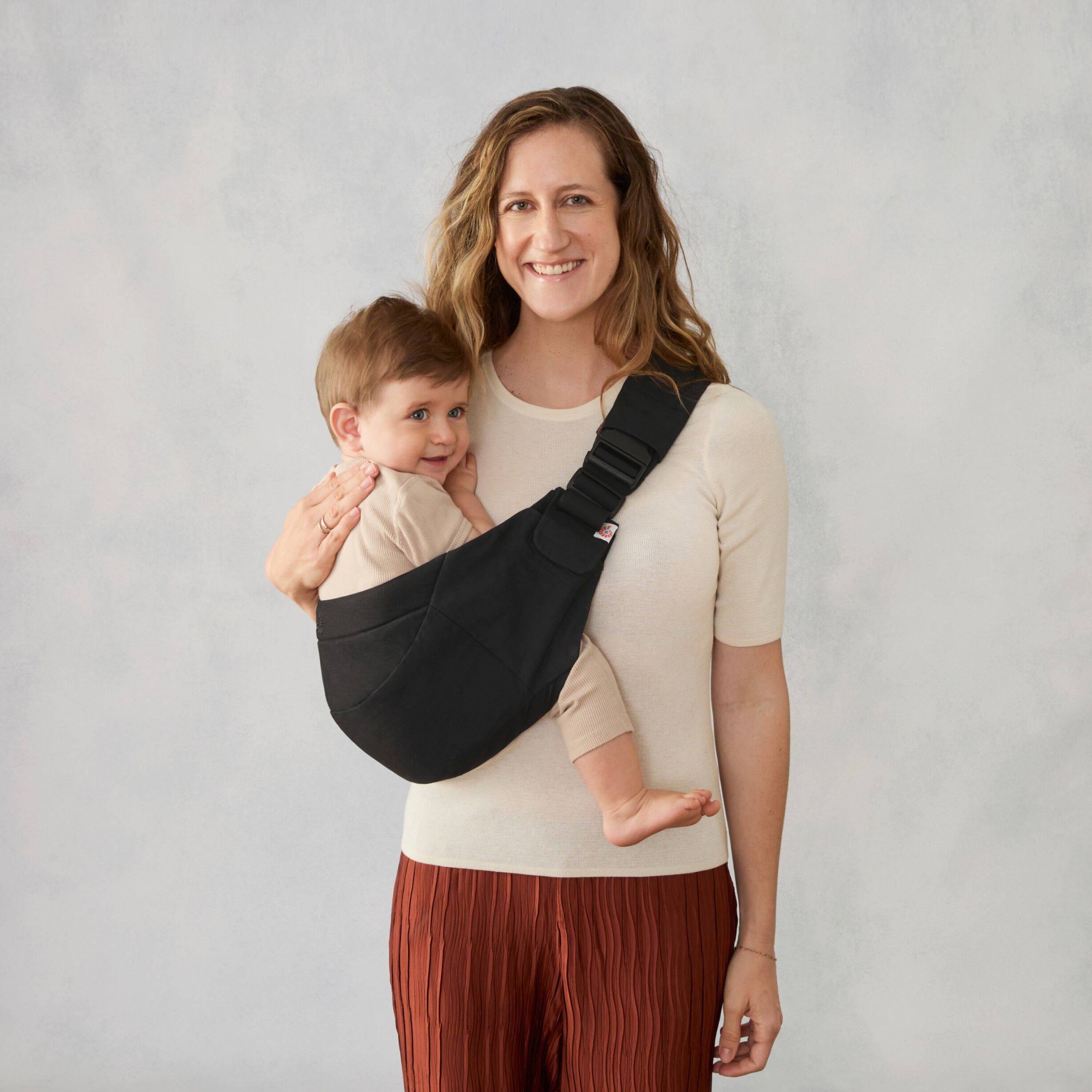 Upsie Sling Carrier