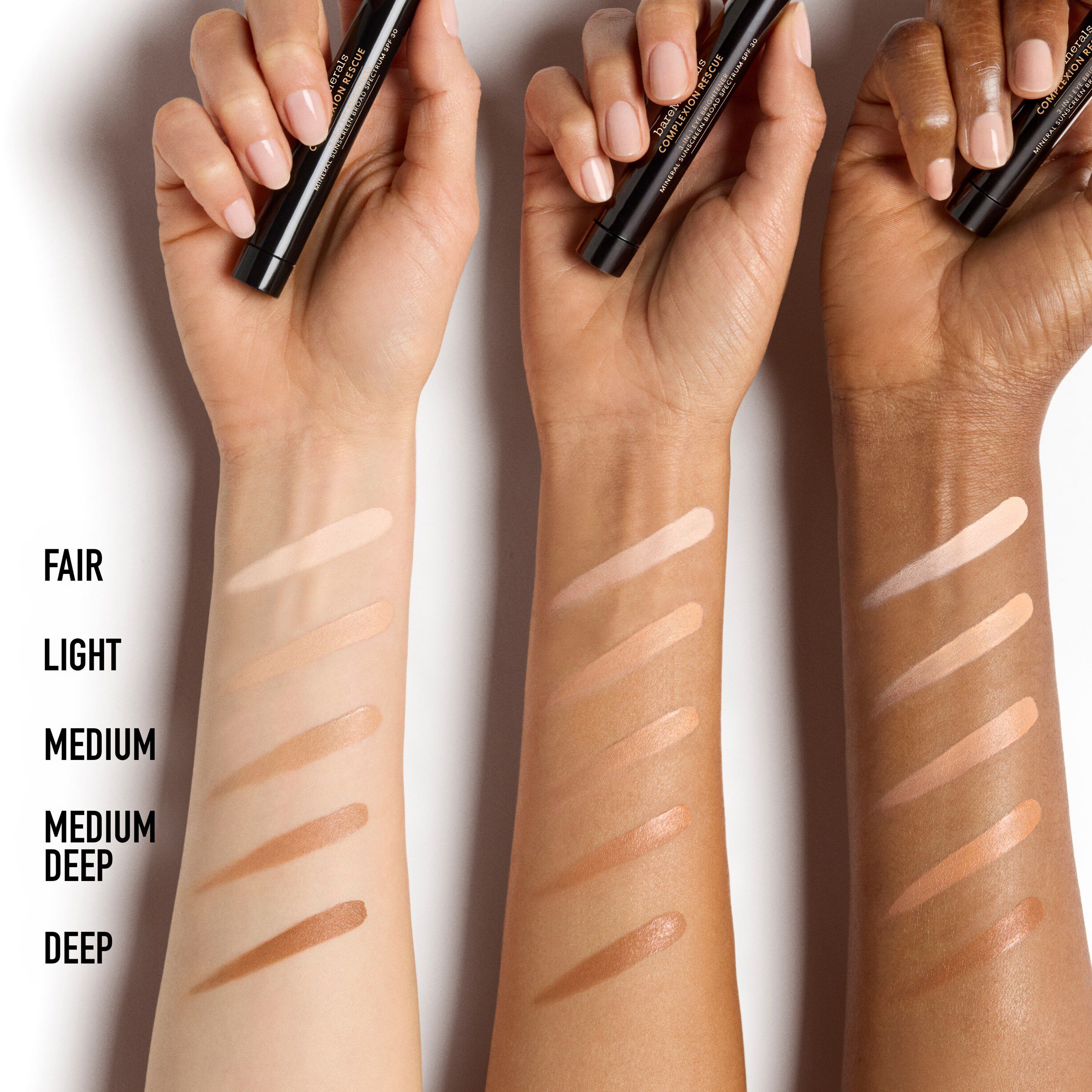COMPLEXION RESCUE 3-in-1 Eye Brightener SPF 30
