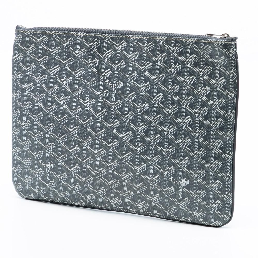 Goyard Clutch