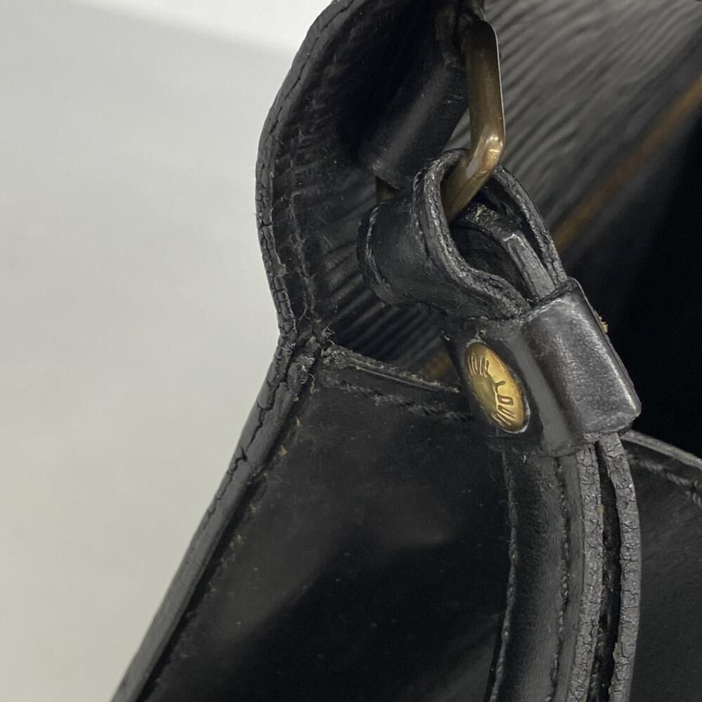 Louis Vuitton Pochette Sellier