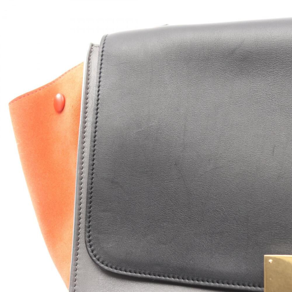 C&eacute;line Trapeze