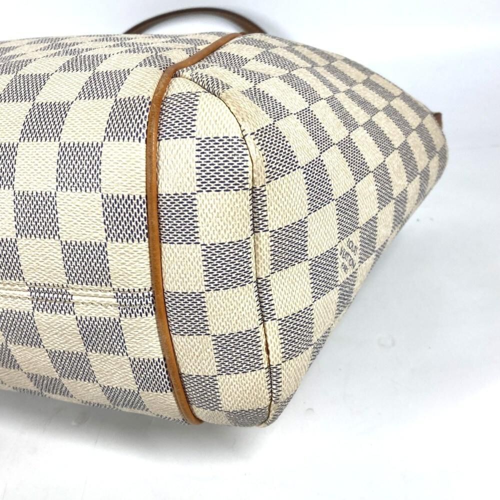 Louis Vuitton Totally