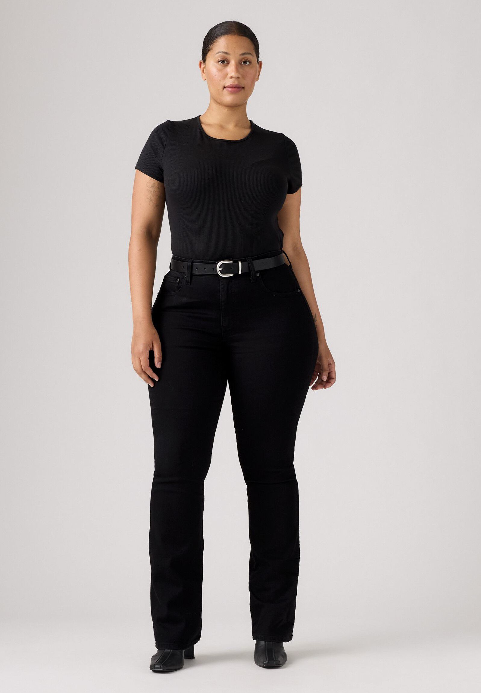 725 High Rise Bootcut Jeans