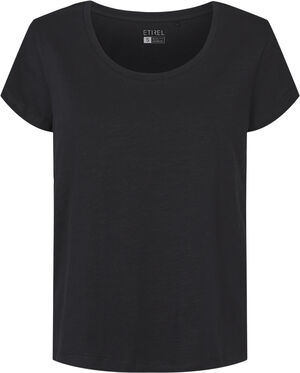 Sandra T-shirt
